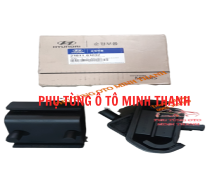 Cao su chân máy D22 trước